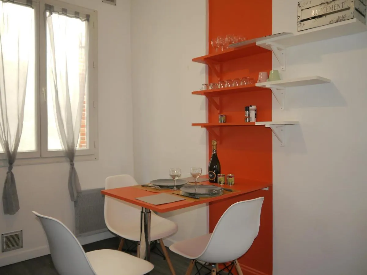 Appartement Hypercentre Tarbes - 2 Grandes Chambres