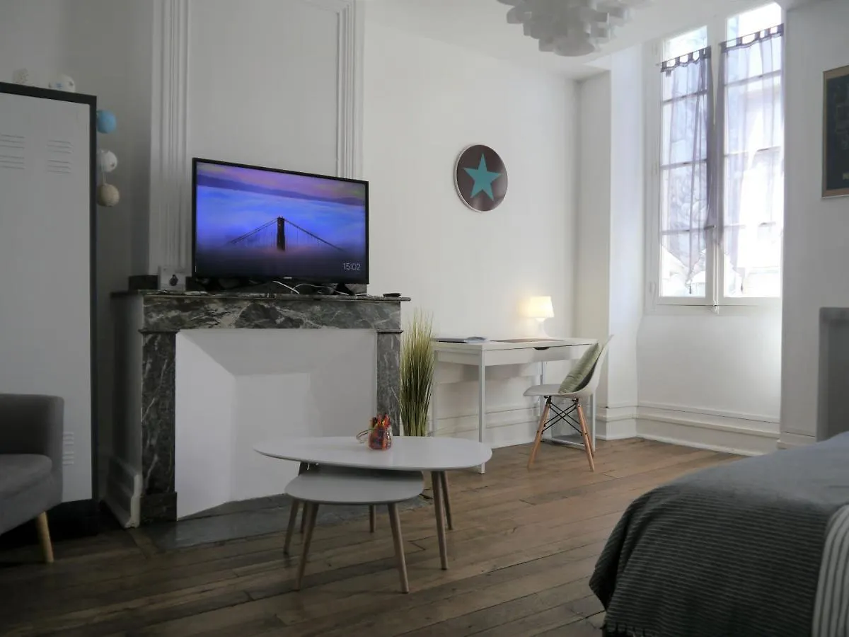 Appartement Hypercentre Tarbes - 2 Grandes Chambres Frankrijk